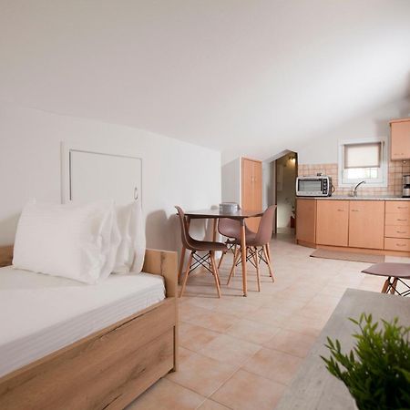 Seven Heaven Premium Suites Tesalónica Exterior foto